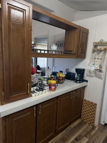 242 Lynch Ln, Gainesboro, TN 38562