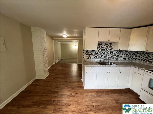 848 Capouse Avenue, Scranton City, PA 18509