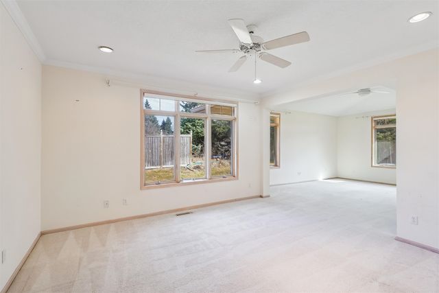 1104 Glen Oaks Drive, West Des Moines, IA 50266