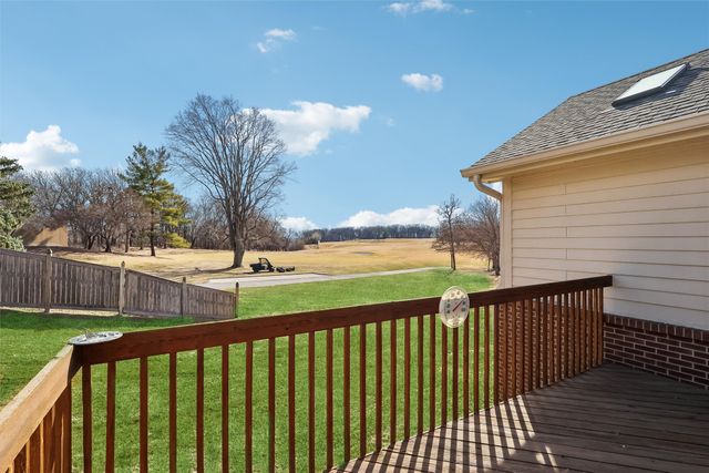 1104 Glen Oaks Drive, West Des Moines, IA 50266