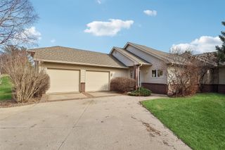 1104 Glen Oaks Drive, West Des Moines, IA 50266
