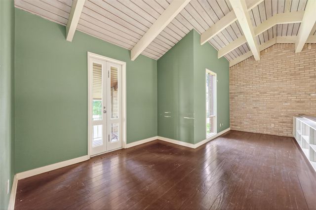 219 Cardinal Drive, Liberty, TX 77575