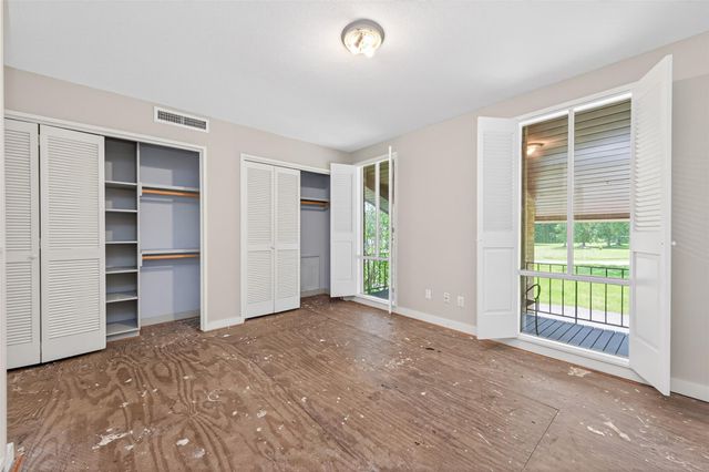 219 Cardinal Drive, Liberty, TX 77575