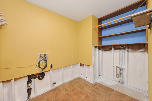 219 Cardinal Drive, Liberty, TX 77575