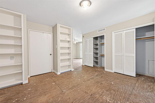 219 Cardinal Drive, Liberty, TX 77575
