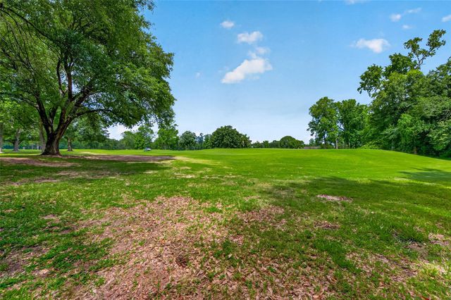 219 Cardinal Drive, Liberty, TX 77575