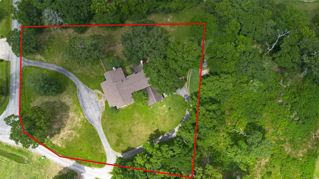 219 Cardinal Drive, Liberty, TX 77575