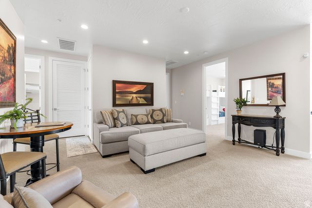 2286 N DOUBLE EAGLE LN, Washington, UT 84780