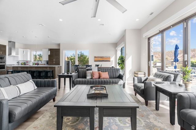 2286 N DOUBLE EAGLE LN, Washington, UT 84780