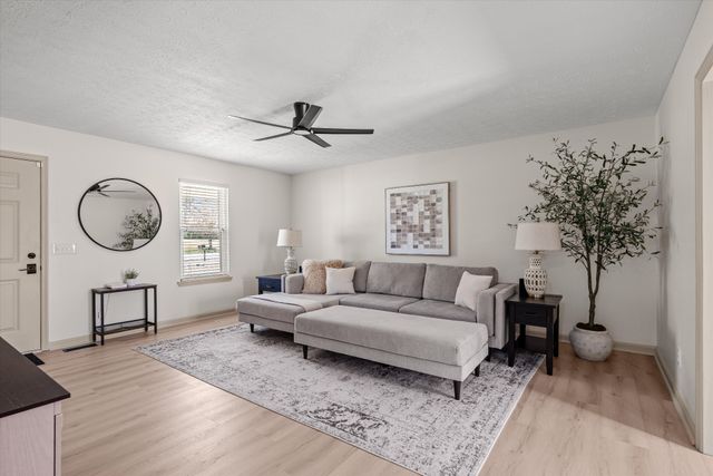 728 Spike Trl, Murfreesboro, TN 37129