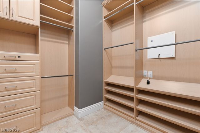 2451 Hollow Rock Court, Las Vegas, NV 89135