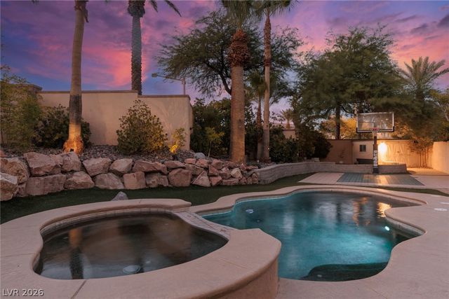 2451 Hollow Rock Court, Las Vegas, NV 89135