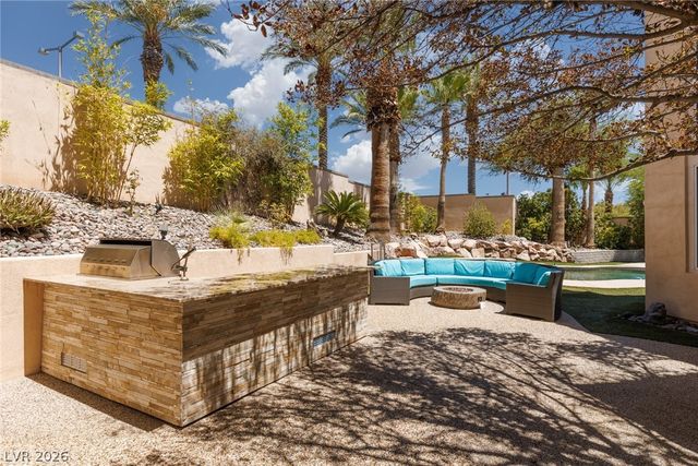 2451 Hollow Rock Court, Las Vegas, NV 89135