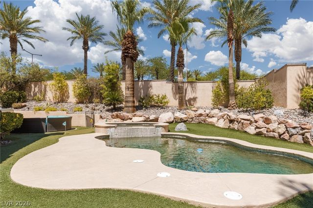 2451 Hollow Rock Court, Las Vegas, NV 89135