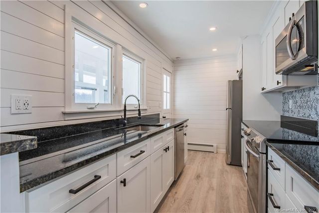 365 Woodbury Road, Watertown, CT 06795