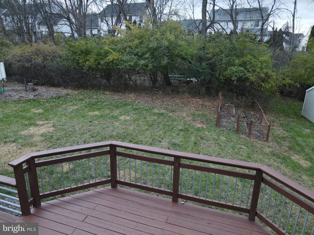 6 TAYLOR DR, Reading, PA 19606