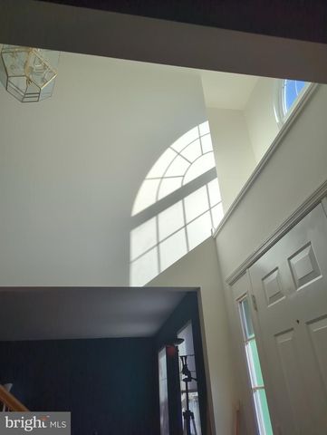 6 TAYLOR DR, Reading, PA 19606