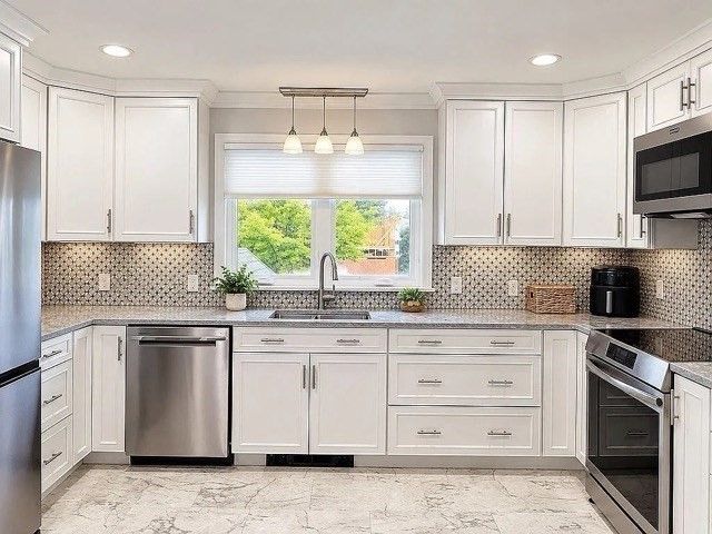 57 Morton Ave., Dartmouth, MA 02747