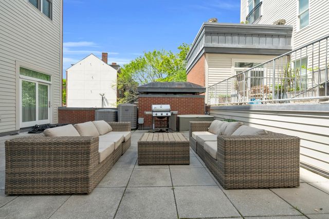 1723 Washington St 410, Boston, MA 02118
