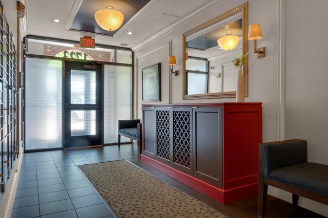 1723 Washington St 410, Boston, MA 02118
