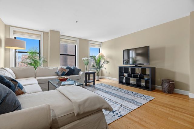 1723 Washington St 410, Boston, MA 02118