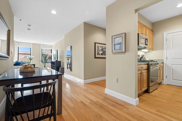 1723 Washington St 410, Boston, MA 02118