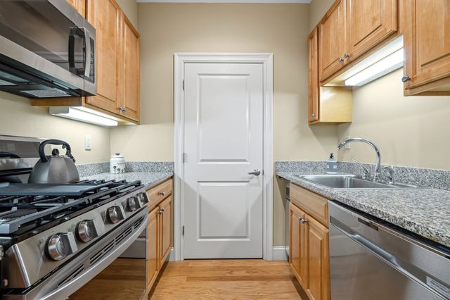 1723 Washington St 410, Boston, MA 02118