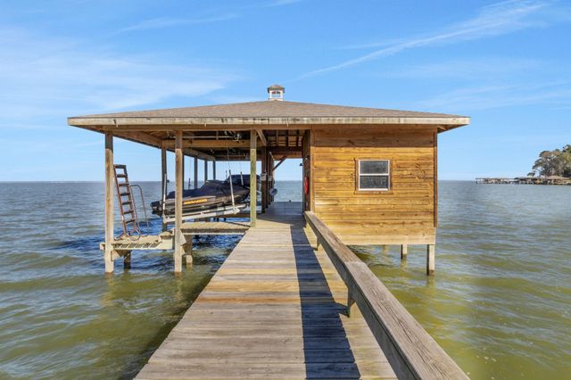 290 Harbor Run Drive, Coldspring, TX 77331