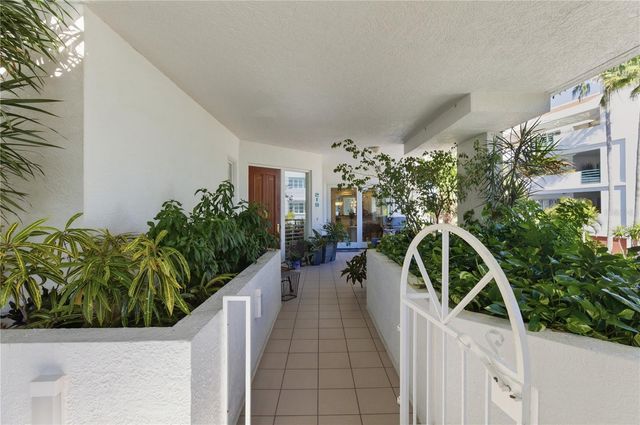 350 GULF OF MEXICO DRIVE 219, Longboat Key, FL 34228