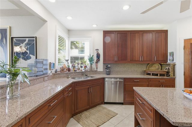 350 GULF OF MEXICO DRIVE 219, Longboat Key, FL 34228
