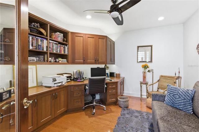 350 GULF OF MEXICO DRIVE 219, Longboat Key, FL 34228