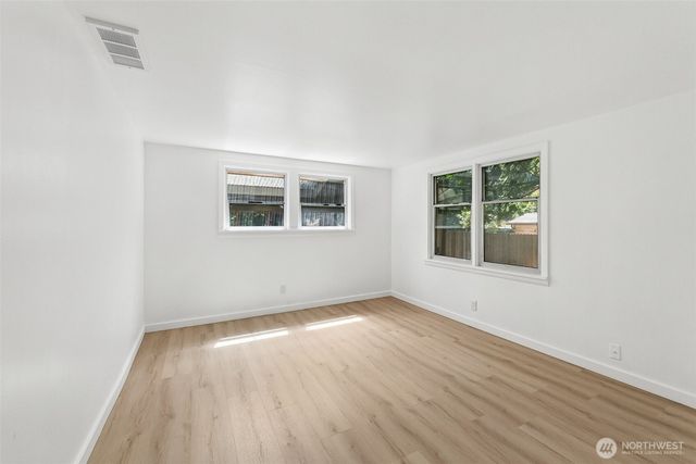 7629 236th Street SW, Edmonds, WA 98026
