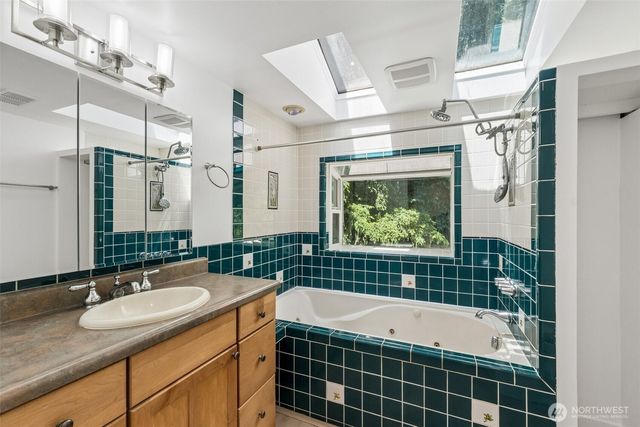 7629 236th Street SW, Edmonds, WA 98026
