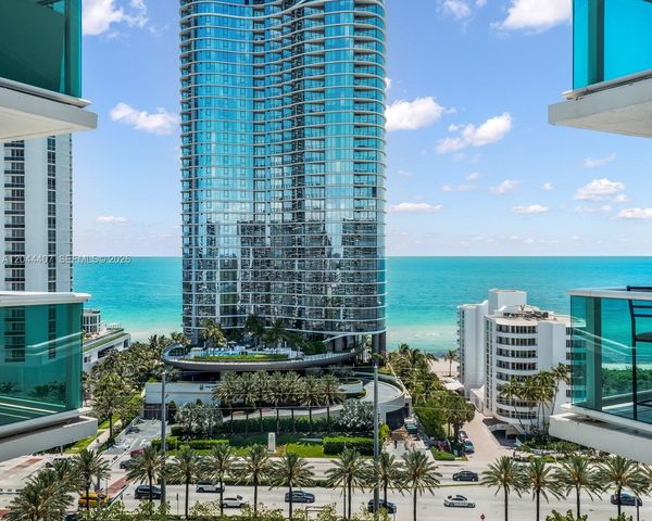 100 Bayview Dr 1620, Sunny Isles Beach, FL 33160