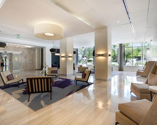 100 Bayview Dr 1620, Sunny Isles Beach, FL 33160