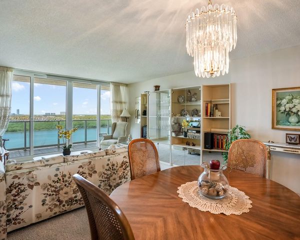 100 Bayview Dr 1620, Sunny Isles Beach, FL 33160