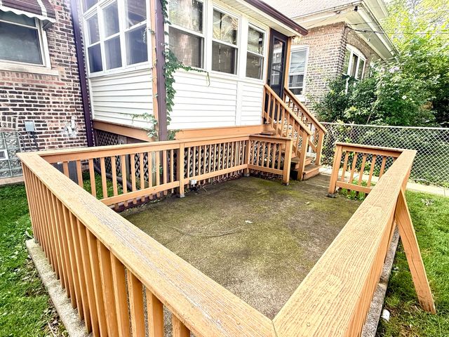 11646 S Lowe Avenue, Chicago, IL 60628