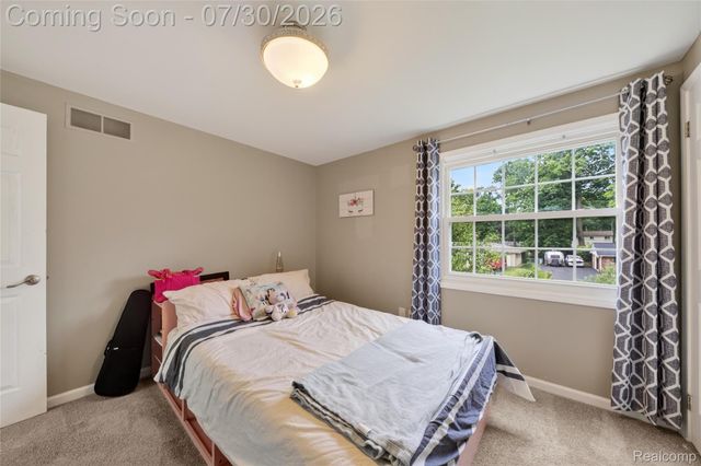 5890 Chickadee Lane, Independence Charter Township, MI 48346