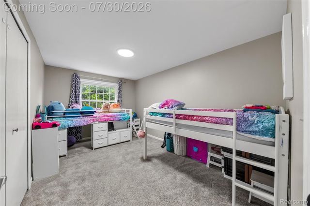 5890 Chickadee Lane, Independence Charter Township, MI 48346