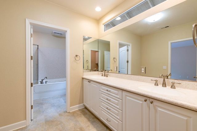 18777 S Sugar Pine Dr, Pine Grove, CA 95665