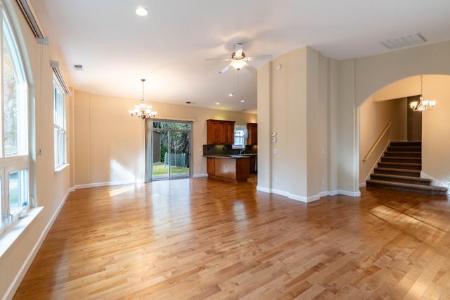 18777 S Sugar Pine Dr, Pine Grove, CA 95665