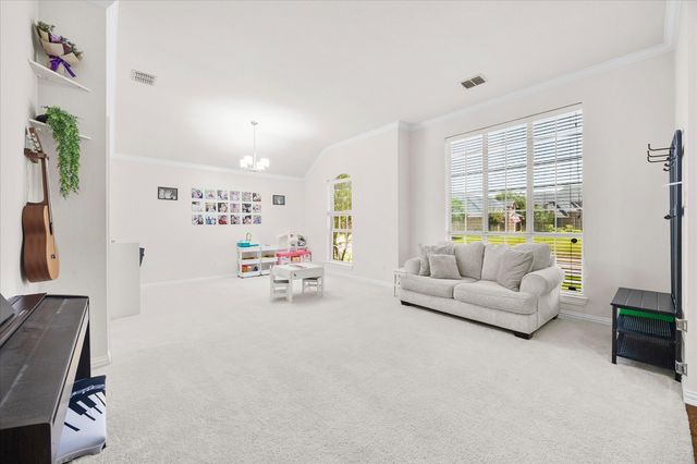 6601 Marquett Drive, Rowlett, TX 75089