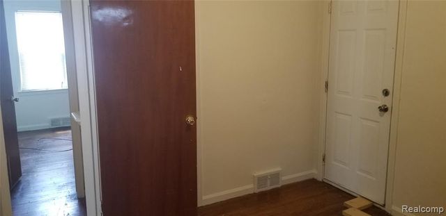 20083 Chapel Street, Detroit, MI 48219