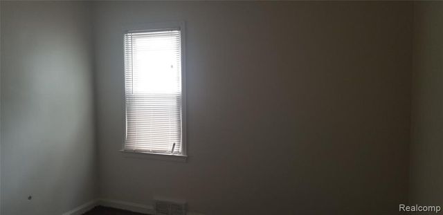 20083 Chapel Street, Detroit, MI 48219
