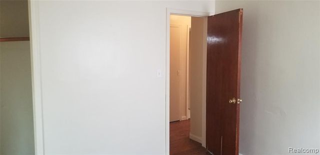 20083 Chapel Street, Detroit, MI 48219