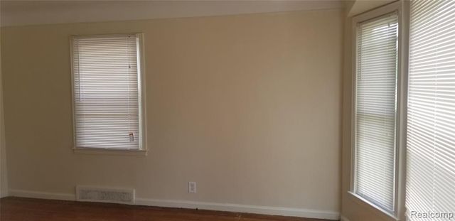 20083 Chapel Street, Detroit, MI 48219