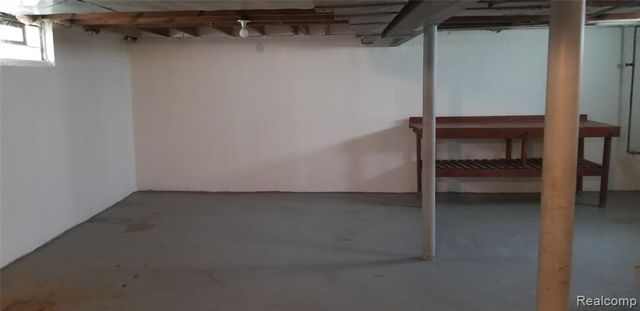 20083 Chapel Street, Detroit, MI 48219