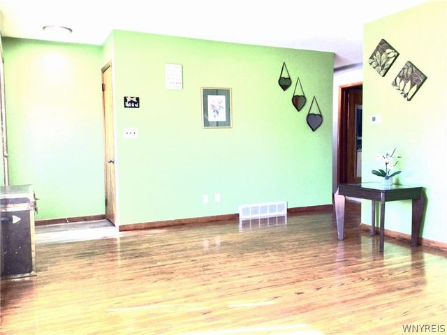 3536 Seneca Street, West Seneca, NY 14224