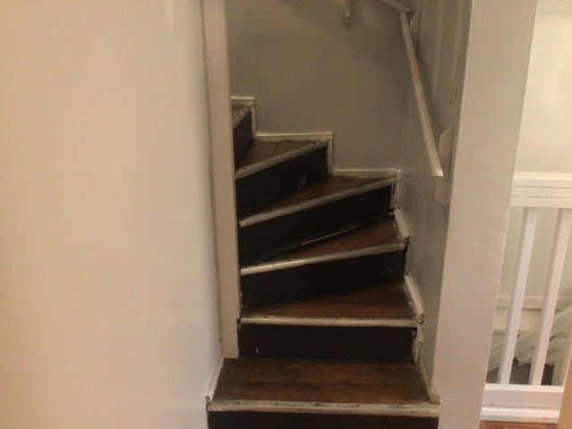 8518 S Givins Court, Chicago, IL 60620