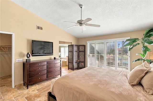 684 Vista Lago Circle N, Palm Desert, CA 92211